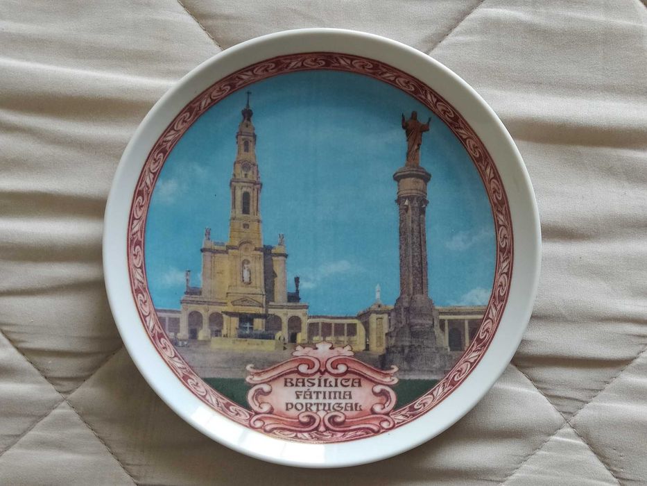 Prato Basílica Fátima - Decorativo