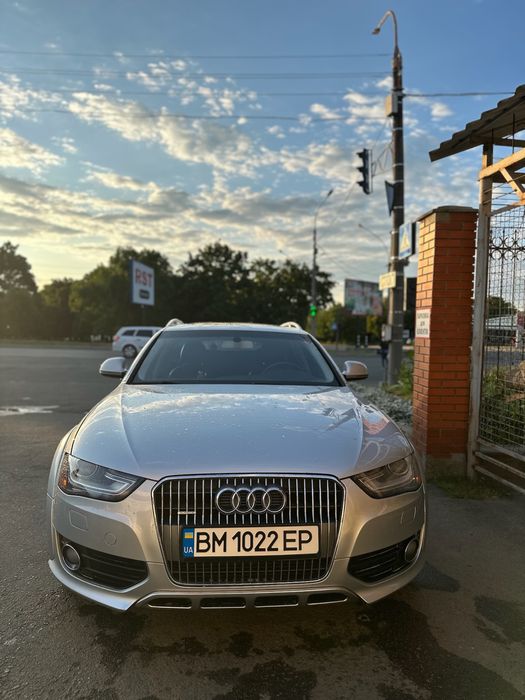 Audi a4b8 allroad 2013 рік 2.0 tfsi