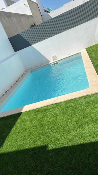 Manutenção e Limpeza de Piscinas