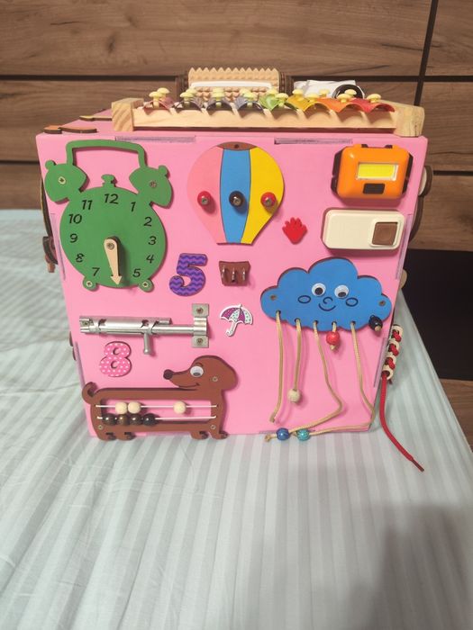 Бізікуб для детей