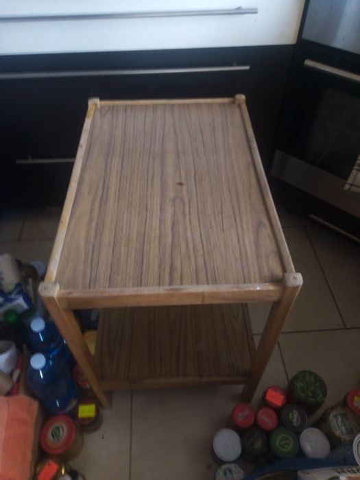 Stolik na dzialkie