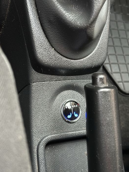 Renault Sandero 2011