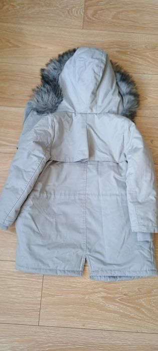 Продам детская теплая куртка парка reserved для девочки р 116-122