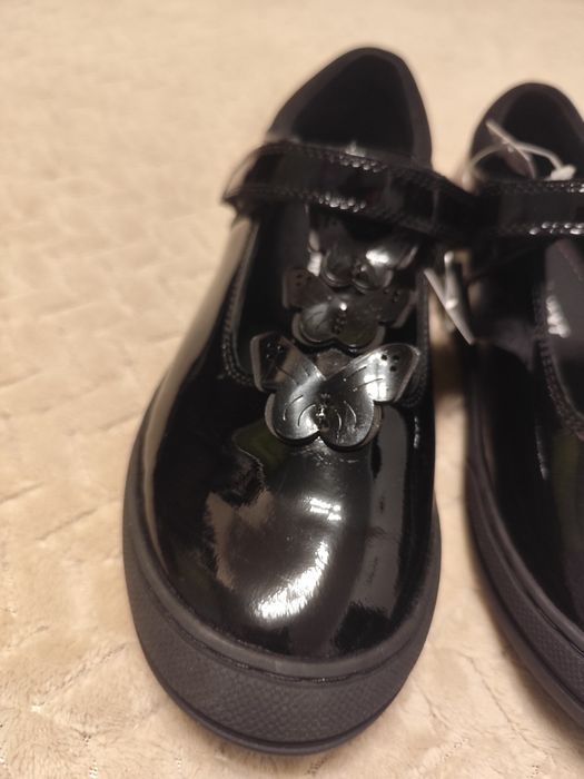 Nowe buty galowe /jesień r. 34