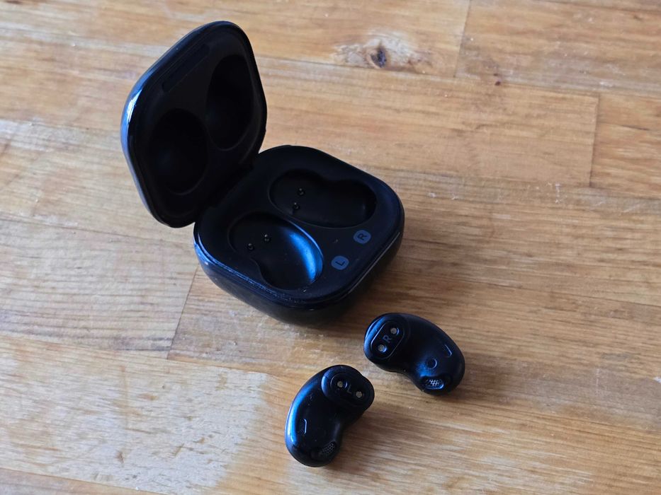 Навушники Samsung Galaxy Galaxy Buds Live Black