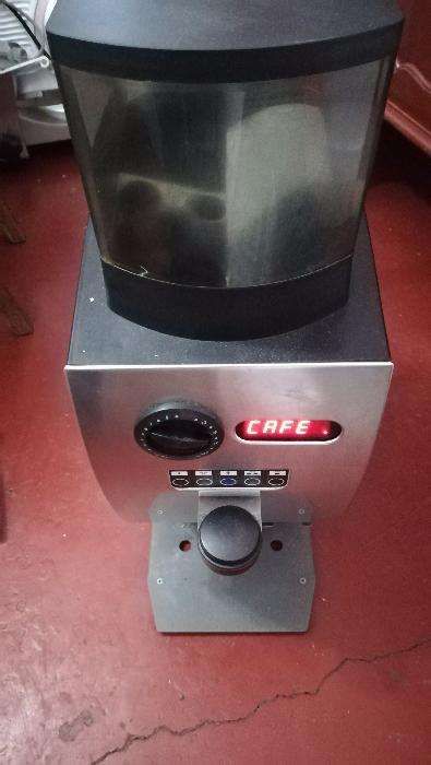 Moinho de café azkoyen M01