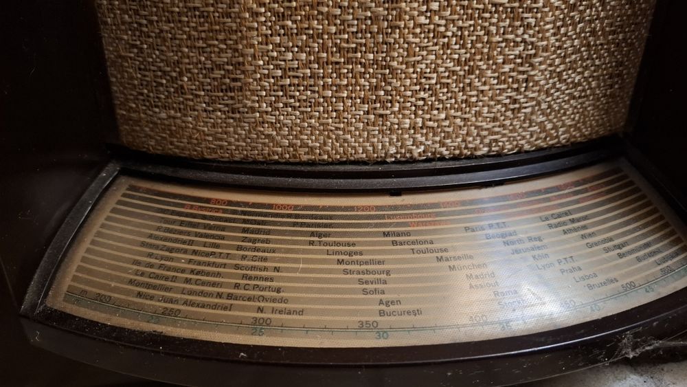 RÁDIO ART DECO muito antigo