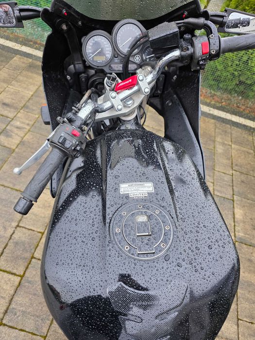 Yamaha Fazer FZS 600/Zamiana