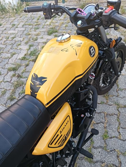 Mota 125cc bullit bluroc