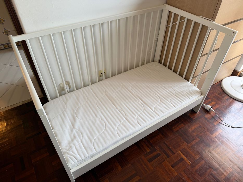 Berço IKEA Gulliver com colchão KRUMMELUR