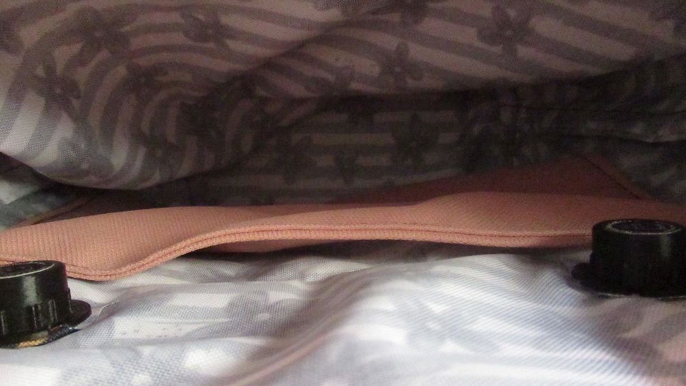 24h Organizer do Obag Standard czarne kwiaty falbanka suwak metal