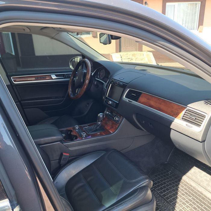 Тоурег 3.0дизель.2011рік.