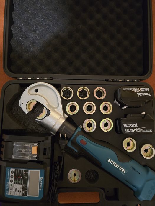 Zaciskarka hydrauliczna akumulatorowa