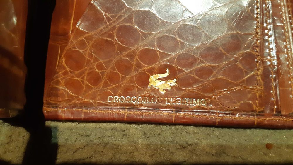 Carteira em pele legítima de crocodilo