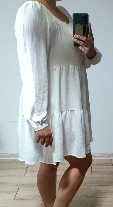 Zwiewna sukienka XL Sinsay