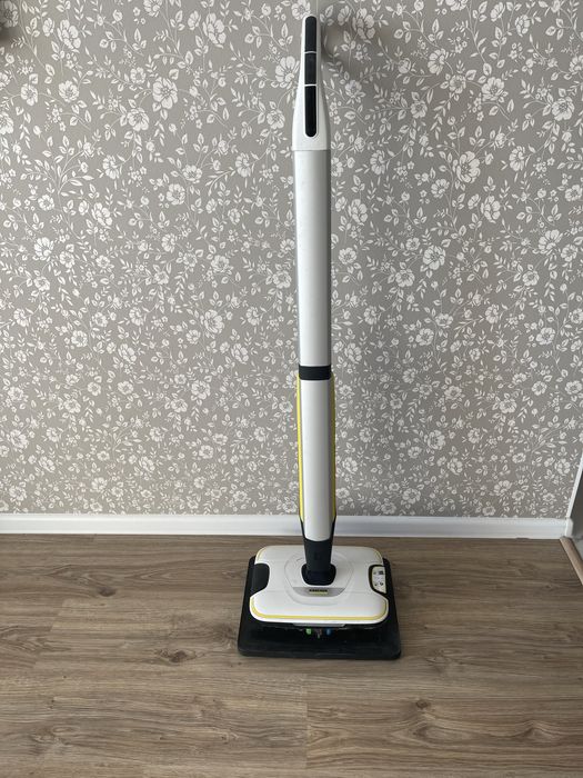 Миючий пилисос karcher