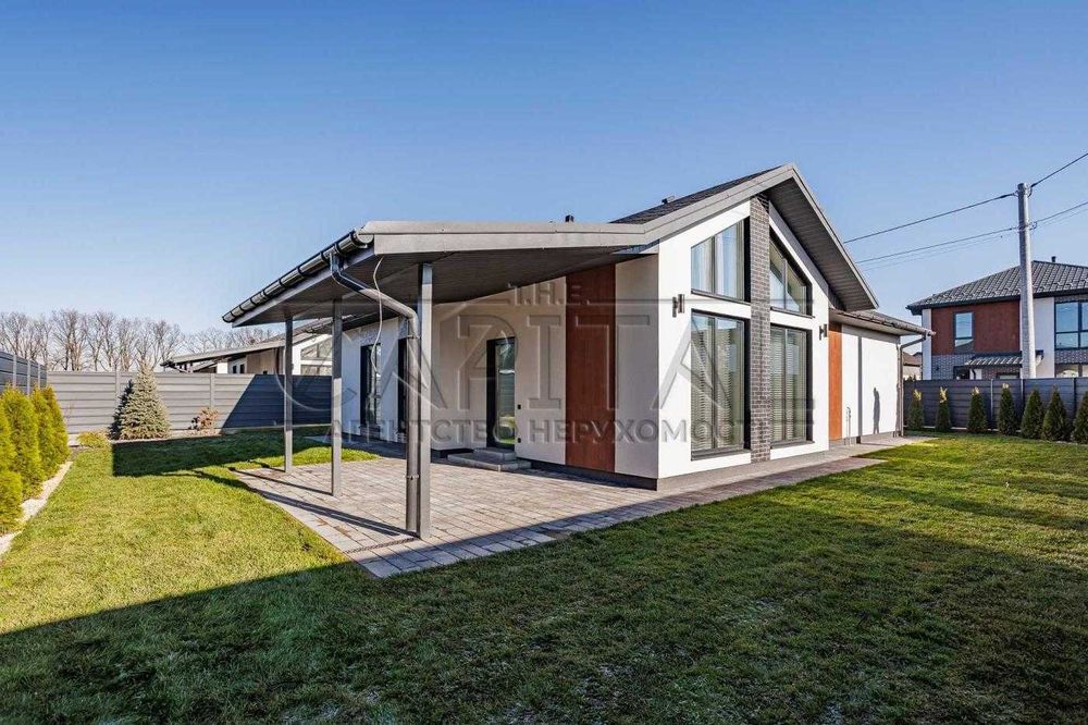 Продаж будинку в закритому КМ в селі Крюківщина Автономний з ремонтом