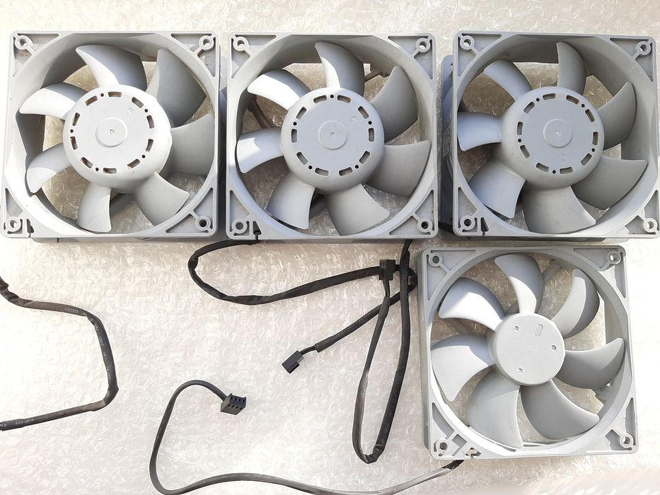 Вентилятор Delta Mac Pro 120 мм у корпус компʼютера оберти 2900