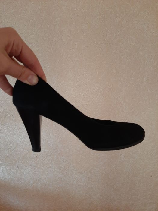 Туфли натуральная замша р.38