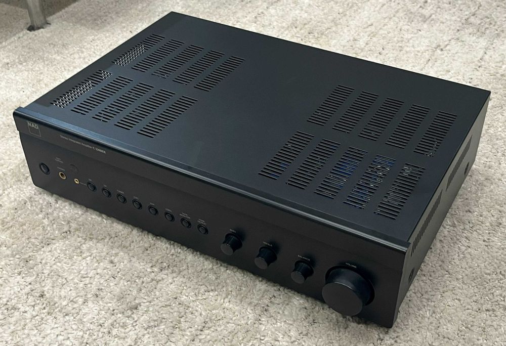 Wzmacniacz NAD C326BEE