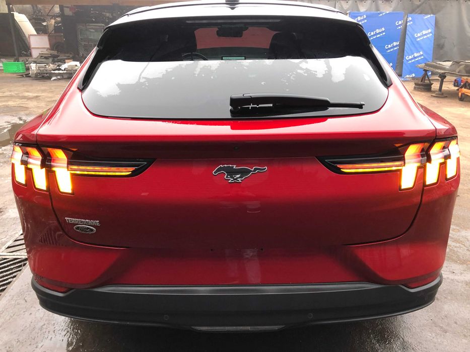 Разборка Ford Mustang Mach E електродвигуни подрамники салон Мустанг