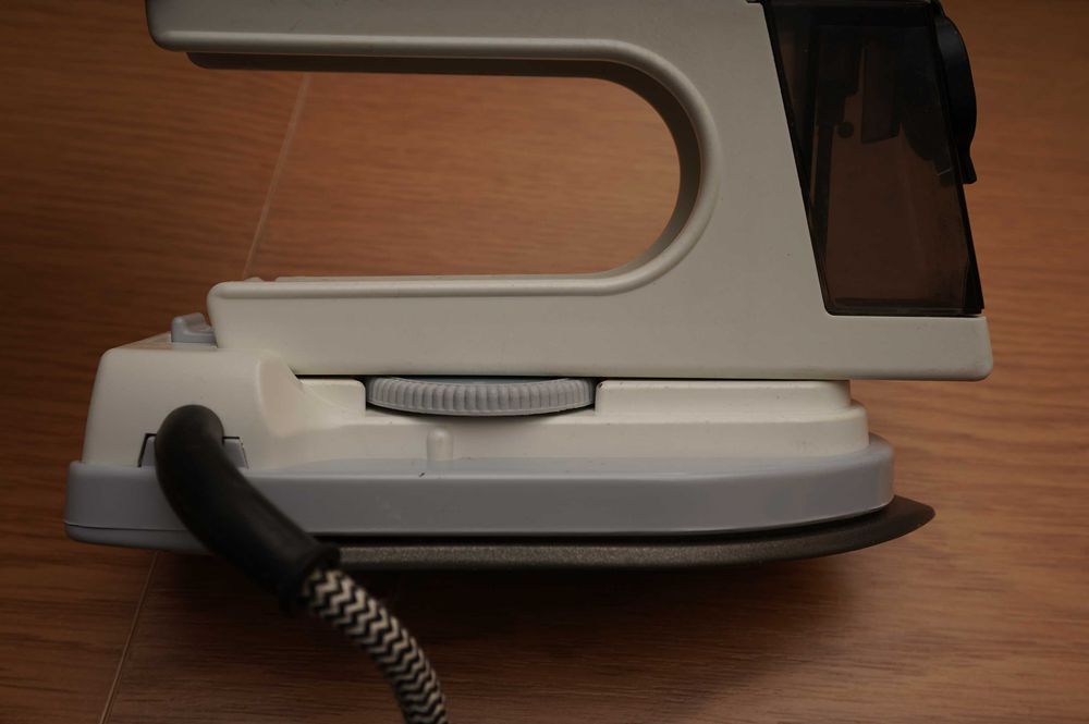 Russell Hobbs Steam Праска дорожня ‘Travel Line’ Model 4671