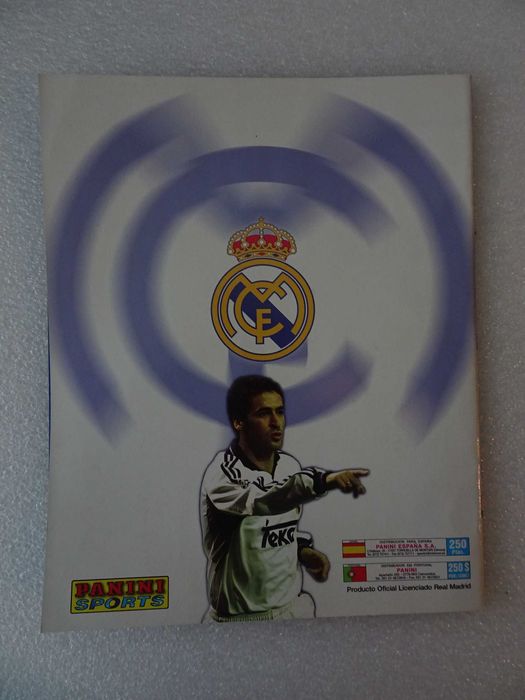 Caderneta de cromos de futebol Real Madrid - Panini (tem 61 cromos)
