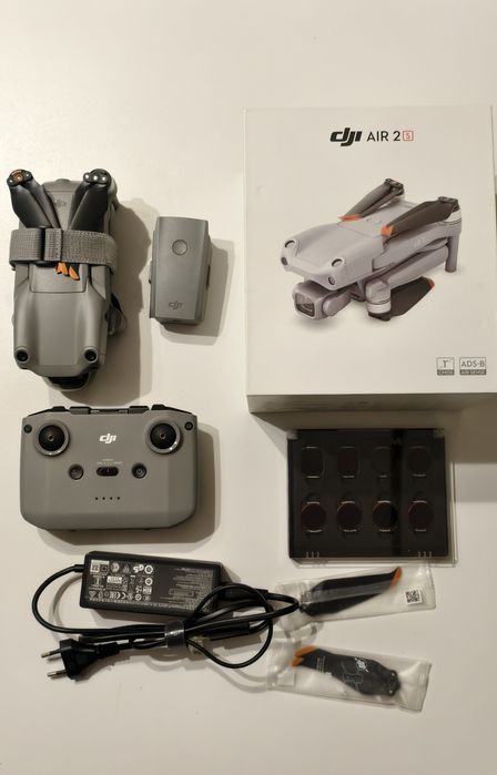 Dron dji air2s - 2 baterie, rcn1, filtry