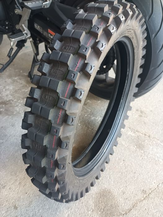 Peneu moto 90/100  16