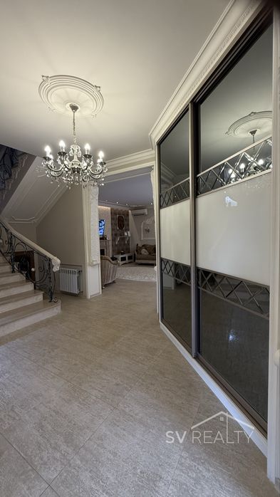 Будинок в центрі міста Запоріжжя