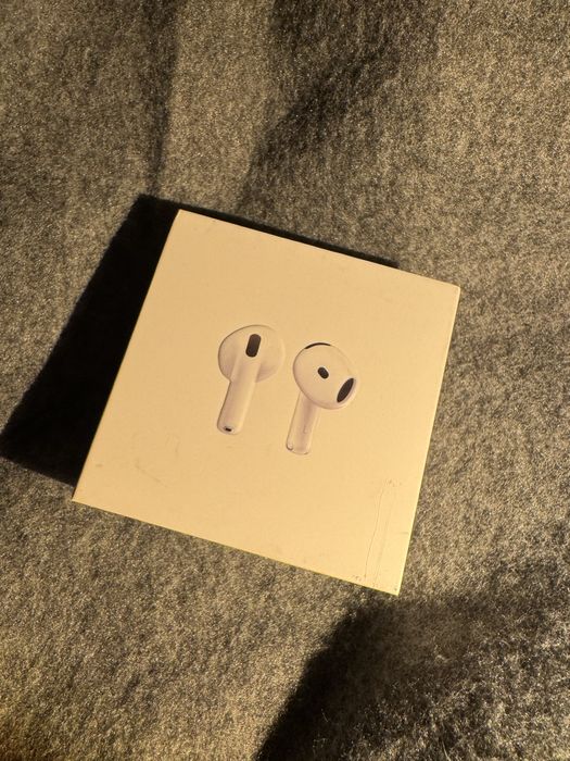 Apple AirPods 4 оригінал