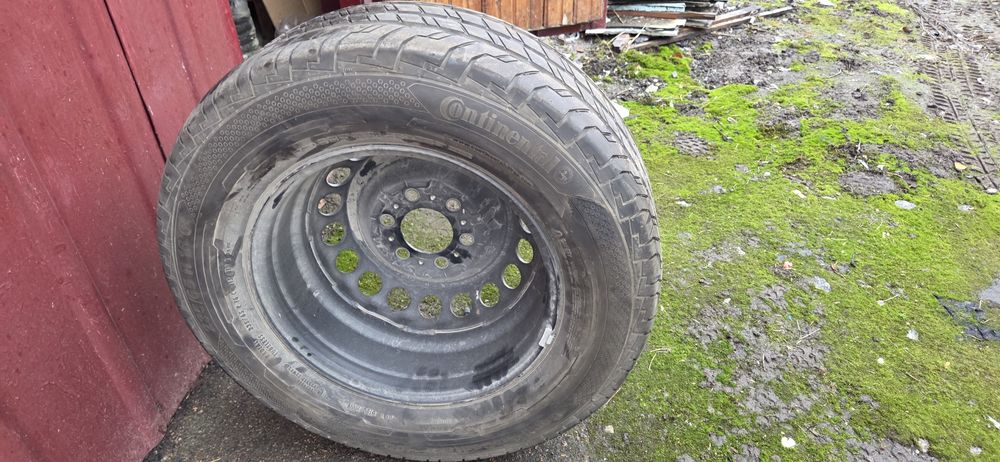 Запаска  на спринтер 907 235/65/16c  нова