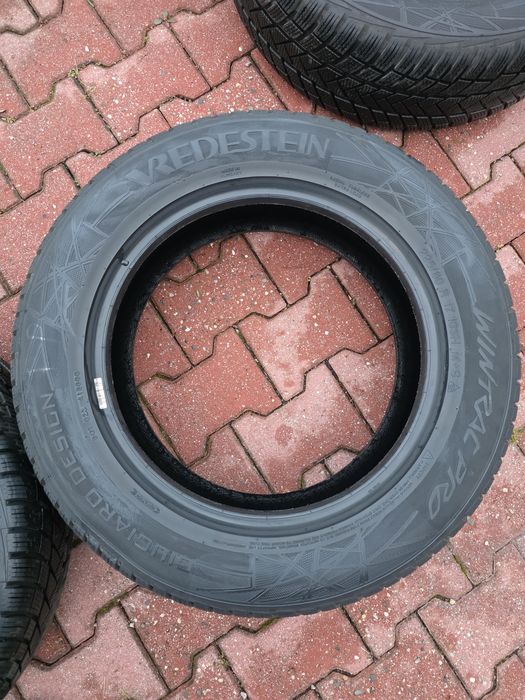 2 letnie prawie nowe opony!