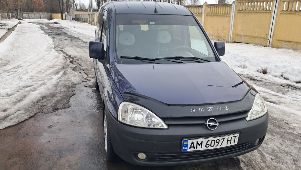 Продаю опель комбо 2005рік 1.7 дизель