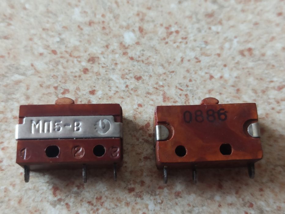 Mikroprzełącznik radziecki, krańcówka typ MP5-B