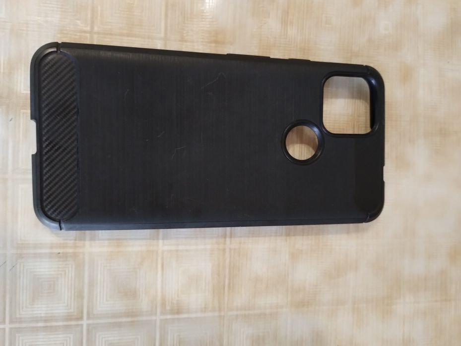 Чехлы на телефон