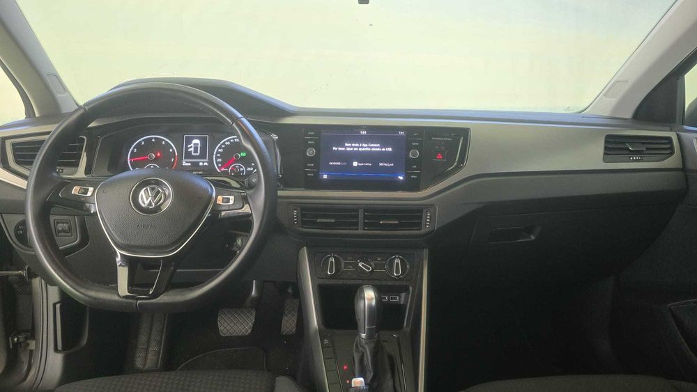 Volkswagen Polo 1.0 TSI CAIXA AUTOMÁTICA - Salvado