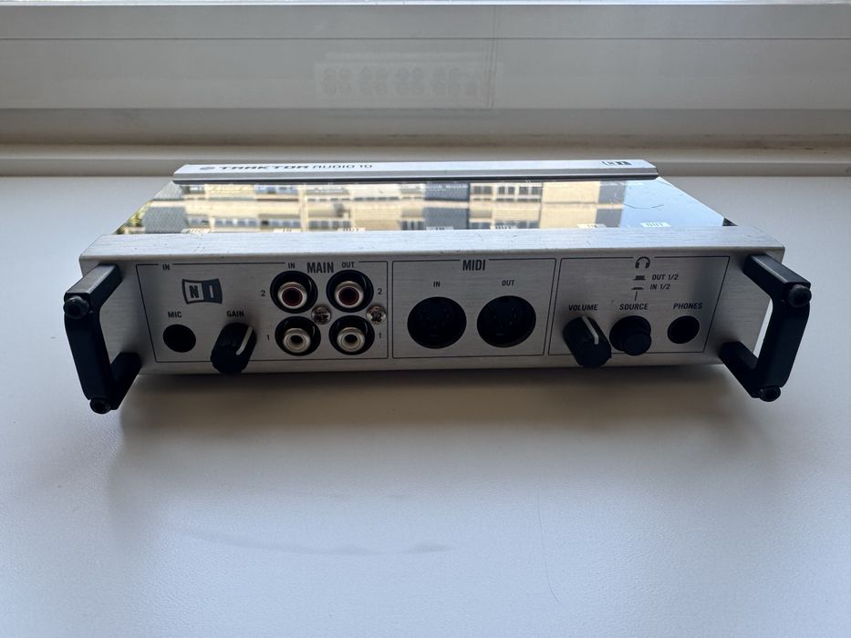 Traktor Audio 10 | Native Instruments Alvalade • OLX.pt