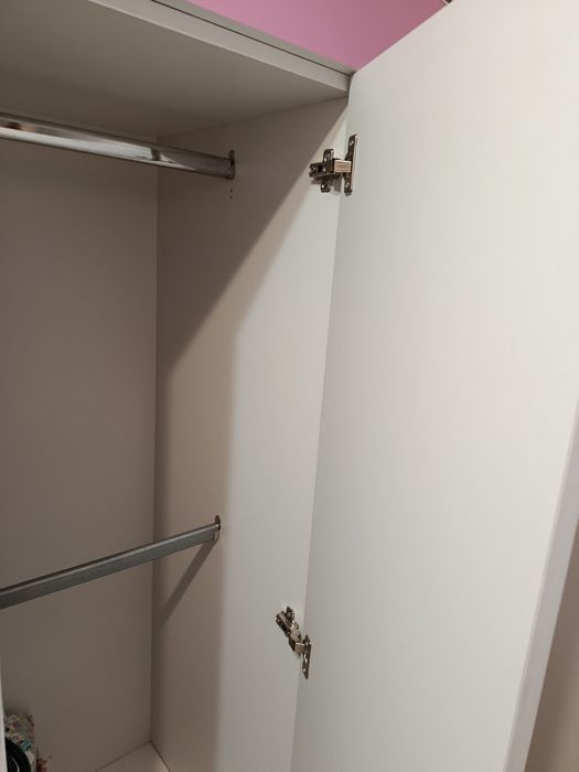 Meble dziecięce biała szafa oraz regał zestaw