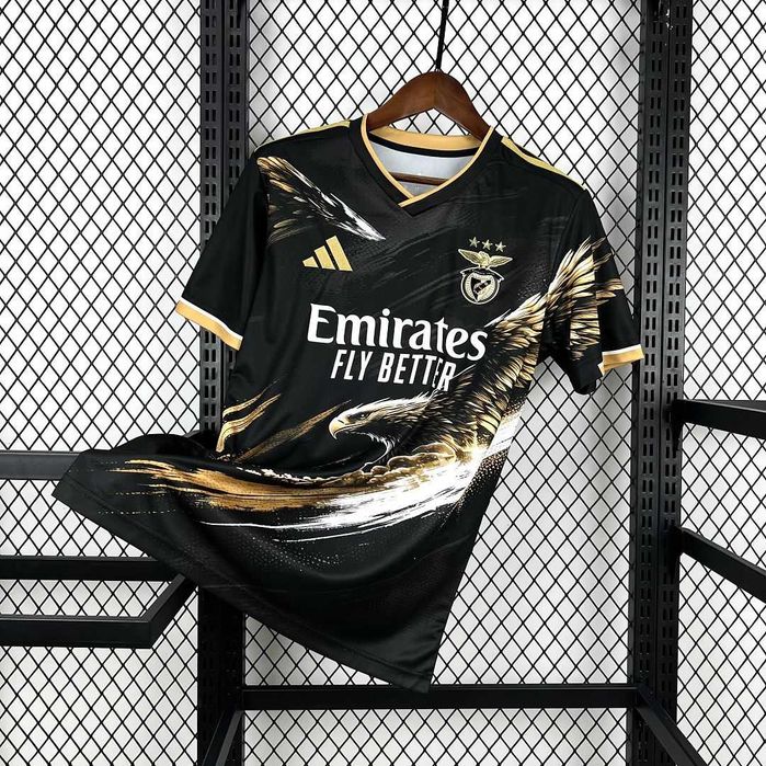 | Clubes e Seleções Camisas de Futebol Premium |