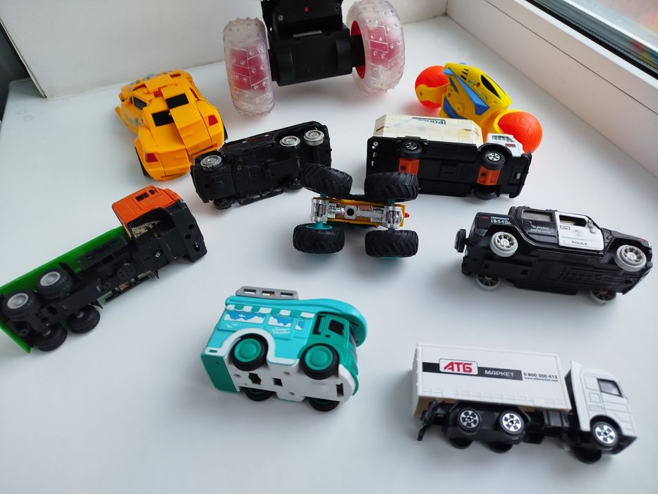 Дитячі машинки різні лот