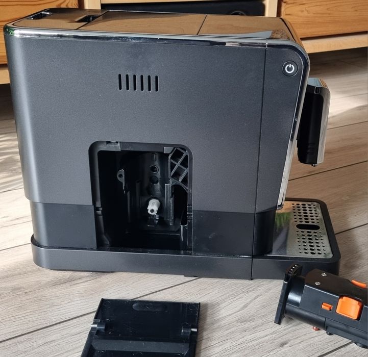 REZERWACJA Ekspres do kawy Tchibo Esperto uszkodzony zaparzacz