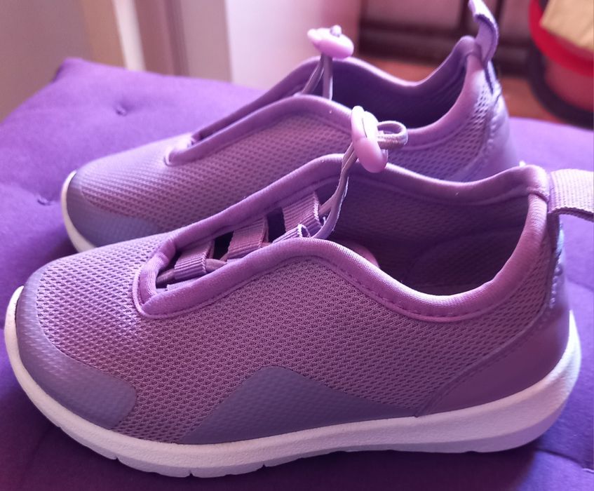 Fajne fioletowe buty/ adidasy dziewczece 26 (25) (16 cm)