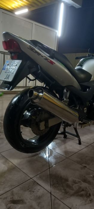 Продається Kawasaki ZR7S