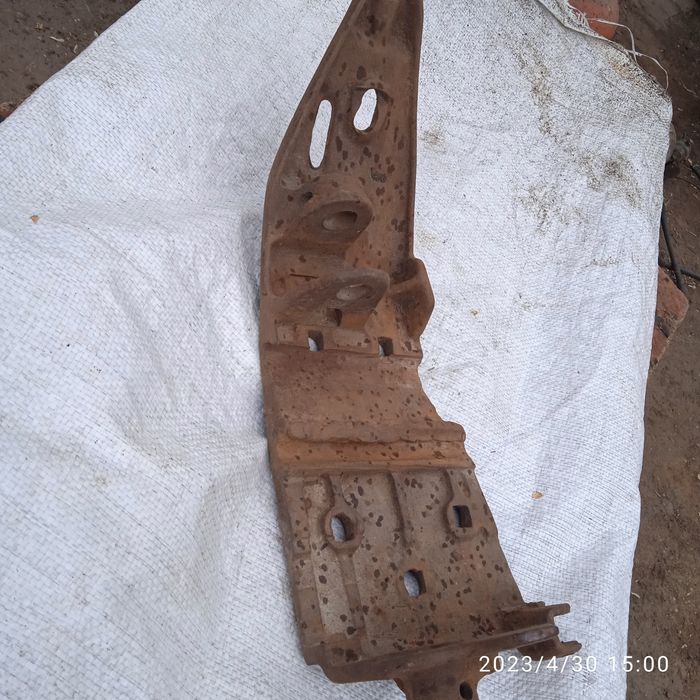 Лижі  до  косарки двох видів .