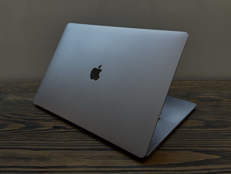 MacBook Pro 16” 2019 i7 2.6 GHz Space Gray 32/512Gb Магазин Гарантія