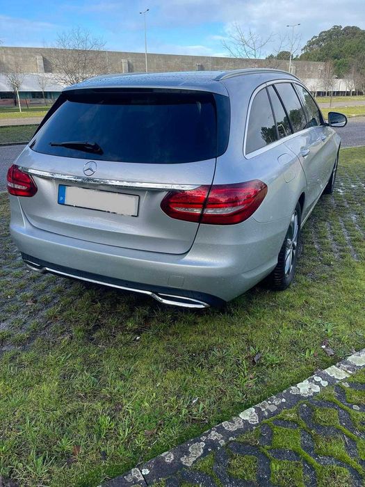 Mercedes-Benz Classe C Station | 144.000 km | Teto Panorâmico | Histórico Mercedes