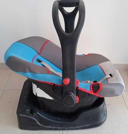 Cadeirinha (Ovo) para Carro + Base Chicco - 0 a 13 -Kg