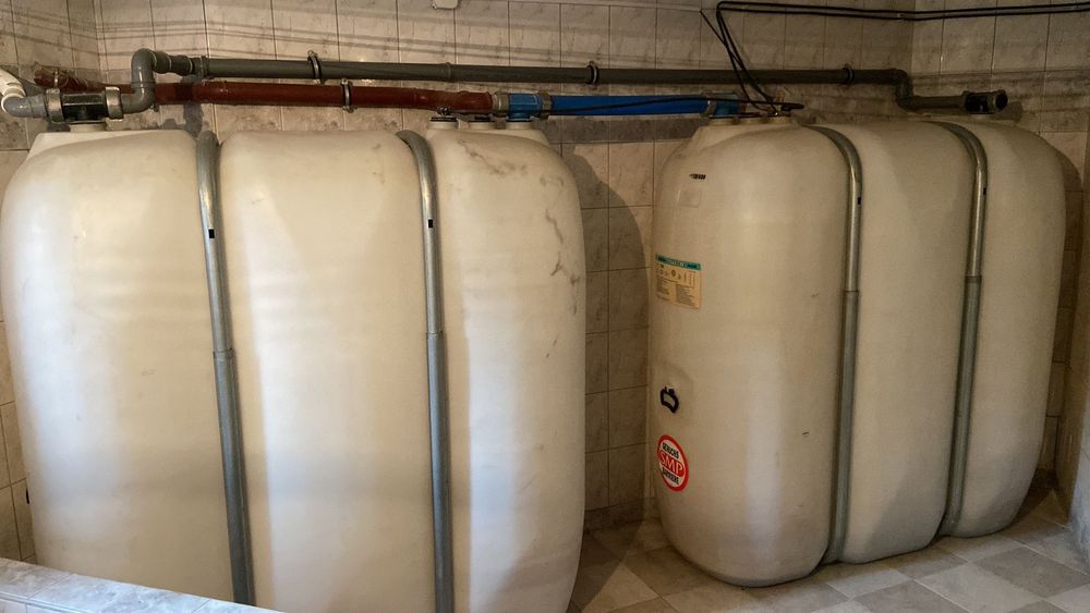 Zbiorniki na olej opalowy lub wode