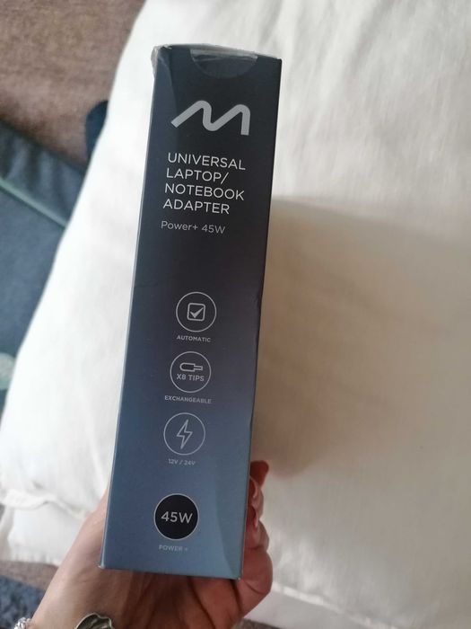 Universal PC Charger427551214032005121